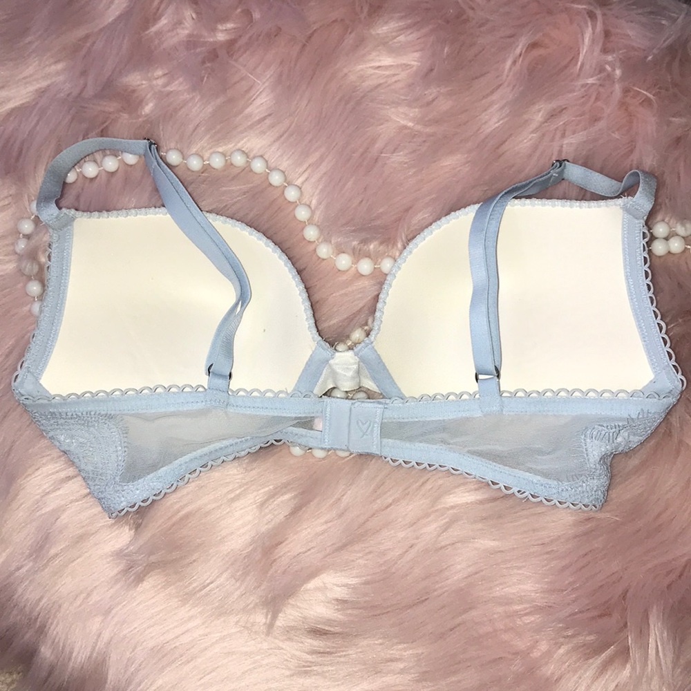 Victoria Secret Bra - Picture 2 of 2